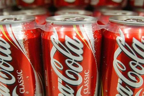 Coca Cola sửa slogan quảng cáo thành 'Cơ hội trúng vàng mỗi ngày'