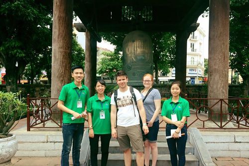 Những 'đại sứ' du lịch tình nguyện của Thủ đô