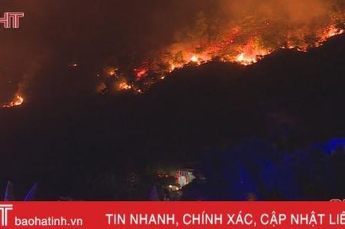 Hàng nghìn người 'chiến đấu' với 'giặc lửa' ở Hà Tĩnh