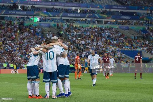 Đè bẹp Venezuela, Messi hẹn Brazil ở bán kết Copa America 2019
