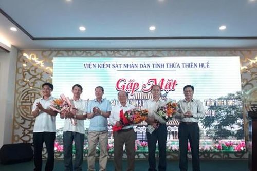Chính trị - Xã hội Xây dựng Đảng Gặp mặt cán bộ hưu trí Viện kiểm sát Nhân dân ba tỉnh Quảng Bình - Quảng Trị - Thừa Thiên Huế