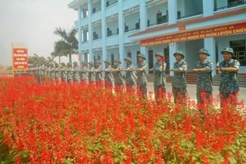 Đơn vị đẹp từ bàn tay chiến sĩ