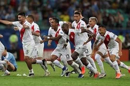 Peru đoạt tấm vé cuối cùng vào bán kết