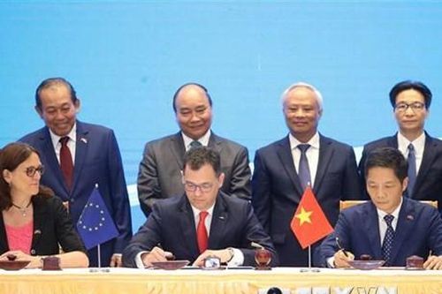 Truyền thông quốc tế đưa tin Việt Nam-EU ký Hiệp định thương mại tự do