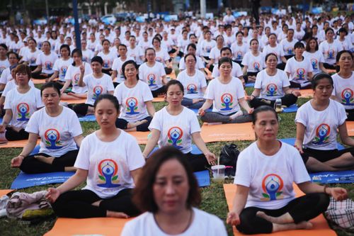 Hơn 1.200 người đồng diễn nhân Ngày Quốc tế Yoga tại Đà Nẵng