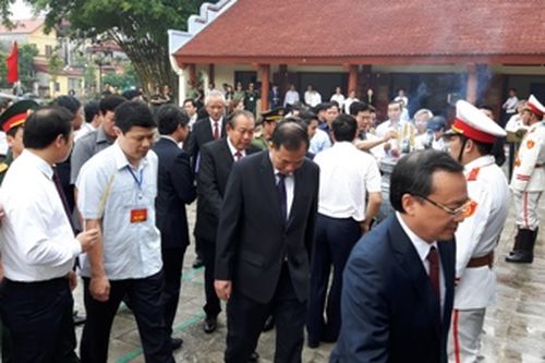 Tổng Bí thư Nguyễn Văn Linh với phong cách lãnh đạo gần dân, tin dân và vì dân