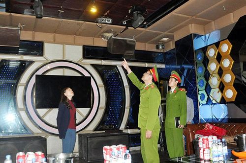 Lành mạnh hóa dịch vụ karaoke, vũ trường