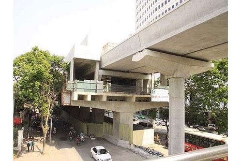Cấm đường Xuân Thủy, Cầu Giấy vào ban đêm để thi công đường sắt đô thị