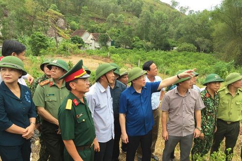 Chưa sử dụng trực thăng để chữa cháy rừng ở Hà Tĩnh