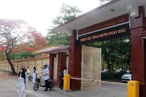 Sau phúc khảo, thí sinh thi lớp 10 ở Nghệ An thay đổi điểm Toán từ 1 lên 6