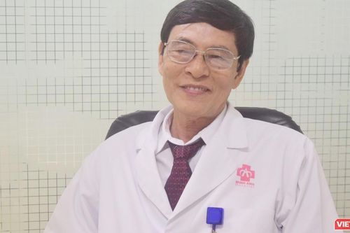 Khối u quái nặng 3 kg trong ngực bệnh nhân 19 tuổi
