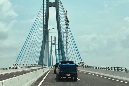 Nhà thầu Hàn Quốc phải chữa rạn nứt trên cầu Vàm Cống
