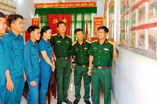 Tâm huyết trong giảng dạy lý luận chính trị