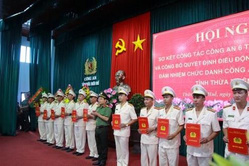 Chính trị - Xã hội Pháp luật - Cuộc sống Đưa 160 cán bộ, chiến sĩ công an chính quy về các xã