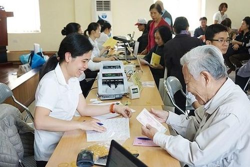 Từ ngày 1-7, người hưởng lương hưu, trợ cấp bảo hiểm xã hội được tăng thêm 7,19%