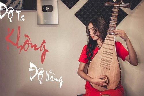 Ca khúc phản cảm vẫn 'lọt lưới'