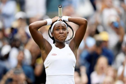 Tay vợt 15 tuổi vượt qua tượng đài Venus tại vòng một Wimbledon