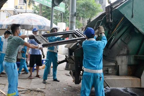 Thu gom, vận chuyển, xử lý rác thải sinh hoạt: Bất cập trong xác định đơn giá