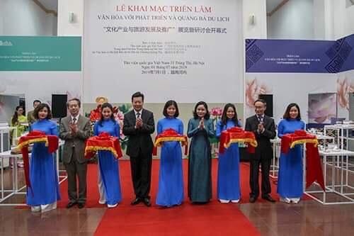 Khai mạc triển lãm 'Văn hóa với phát triển và quảng bá du lịch'