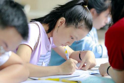 Trường ĐH công khai điểm nhận đăng ký xét tuyển khi có kết quả thi THPTQG