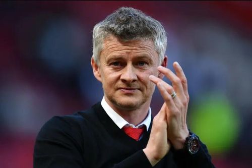 HLV Solskjaer cắt ngắn kỳ nghỉ, làm điều bất ngờ với M.U