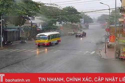Mưa 'vàng' diện rộng, giải nhiệt cho 'chảo lửa' Hà Tĩnh