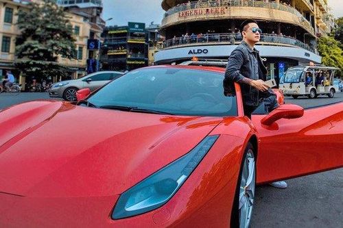 Hơn 20 năm ca hát, ca sĩ Tuấn Hưng giàu cỡ nào?
