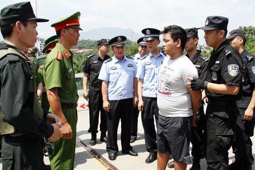 Đấu tranh hiệu quả với tội phạm có yếu tố nước ngoài