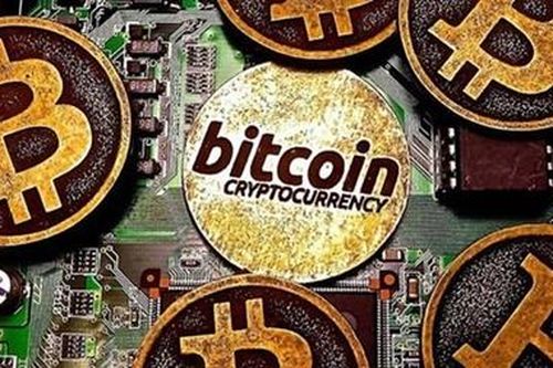 Bitcoin tăng giảm thất thường: Rủi ro vây bủa nhà đầu tư