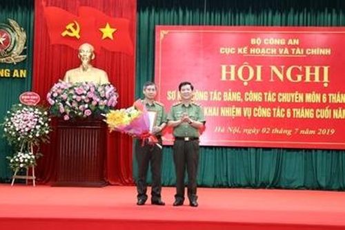 Nêu cao tinh thần trách nhiệm trong công tác kế hoạch và tài chính