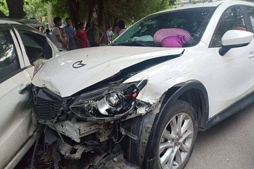 Hà Nội: Xác định danh tính tài xế ô tô Mazda CX5 gây tai nạn liên hoàn