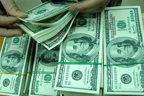 Tỷ giá trung tâm tăng, giá trao đổi USD diễn biến trái chiều