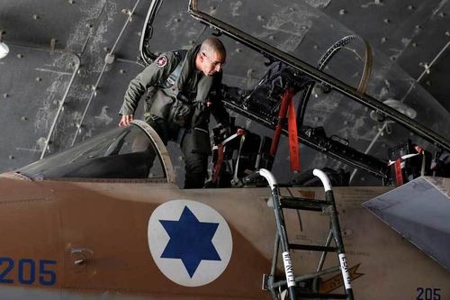 Israel 'sẵn sàng cùng Mỹ đánh Iran'