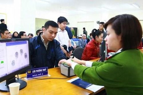 TP.HCM tiếp nhận làm thủ tục cấp căn cước công dân qua mạng