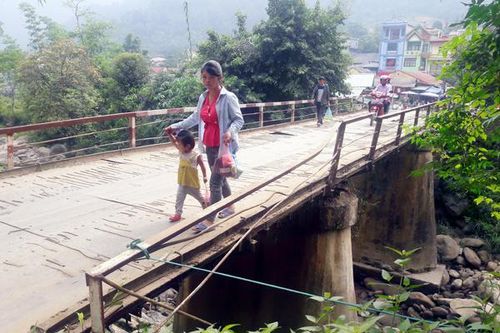 Cầu Mường Hum bao giờ được xây mới?