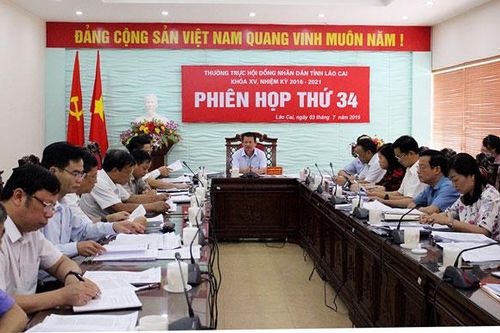 Thường trực HĐND tỉnh họp phiên thường kỳ thứ 34