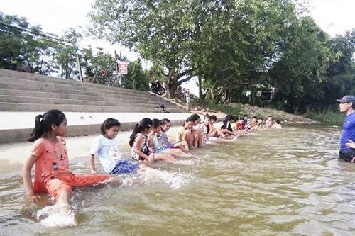 Quan tâm phòng tránh đuối nước cho trẻ em