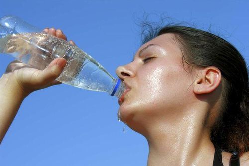 Những dấu hiệu này cho thấy bạn sắp bị say nóng