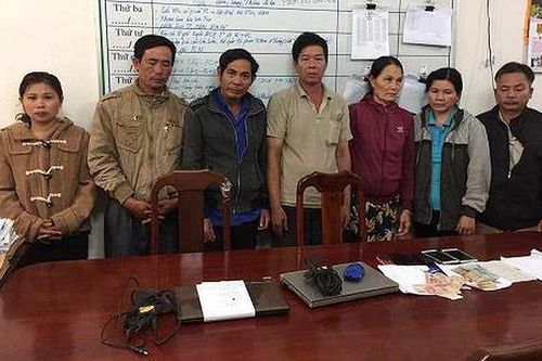 Triệt phá đường dây lô đề, thu giữ hàng trăm triệu đồng