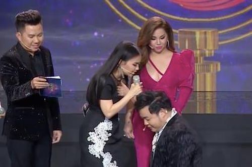 Cẩm Ly gây tranh cãi khi hát ca khúc có cụm từ 'mồ tổ cha mày'
