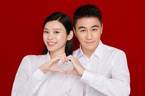 Siêu mẫu nội y và con trai vua sòng bạc Macau đã đăng ký kết hôn