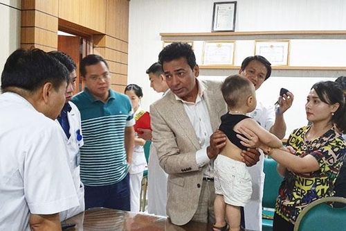 Kỹ thuật mới trong phẫu thuật chỉnh hình vẹo cột sống
