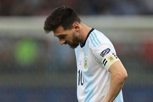 Chủ nhà Brazil đã thao túng cả trọng tài chính và công nghệ VAR ở 'đại chiến' với Argentina?