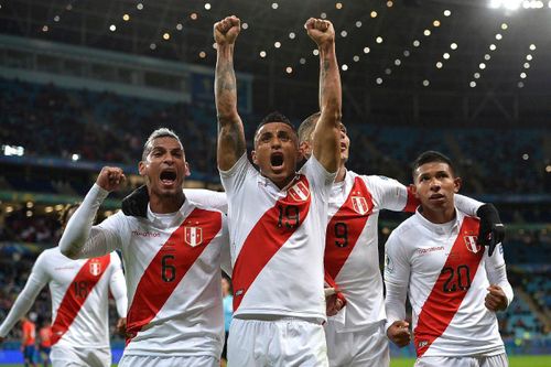 Chung kết Copa America Brazil – Peru: Cổ tích được viết từ kẻ 'bền lề'