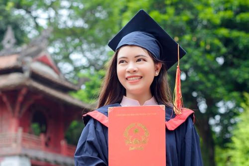 Nữ sinh Thái Lan tốt nghiệp thủ khoa Trường ĐH KHXH&NV Hà Nội