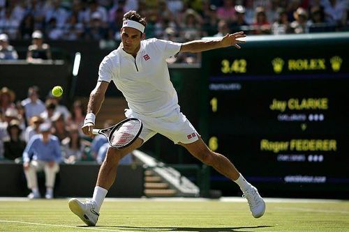 Federer 'bay' vào vòng 3 Wimbledon