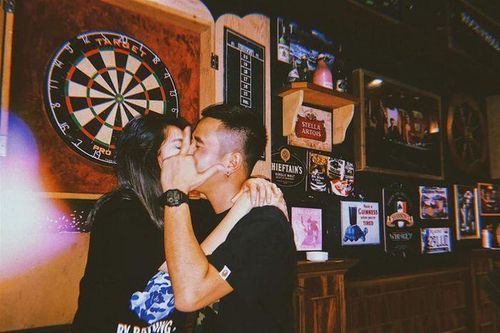 Mi Vân hiếm hoi chia sẻ về tình yêu, khẳng định cả cô và bạn trai đều 'không tin vào tình yêu ngôn tình'