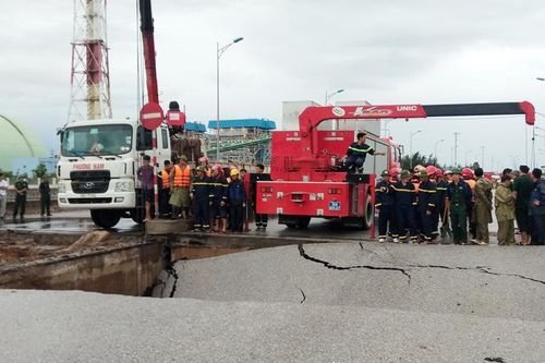 Tĩnh Gia (Thanh Hóa): Sụt lún mố cầu Yên Hòa khiến 5 người thương vong