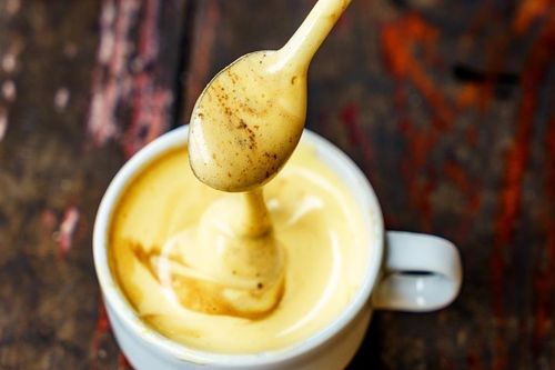 Đến Mỹ thử món cà phê cappuccino trứng được khách khen hết lời
