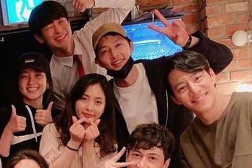 Song Joong Ki lần đầu xuất hiện sau ồn ào ly hôn Song Hye Kyo